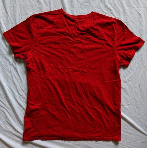 New - American Eagle V-Neck Tee Shirt / Top - Picture 2 of 3